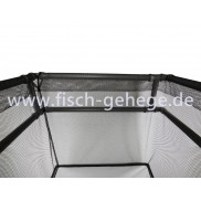 Gehege mit Springschutzrahmen